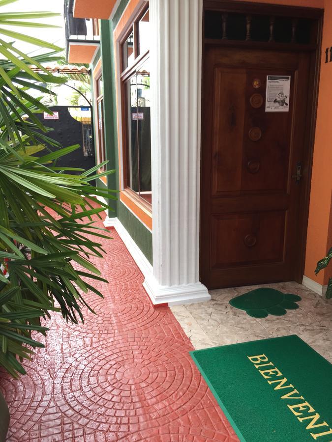 Apartahotel Tierras Amazonicas Летисия Экстерьер фото